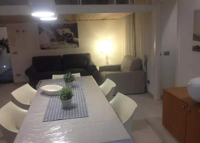 Appartamenti Gradoni Di Chiaia